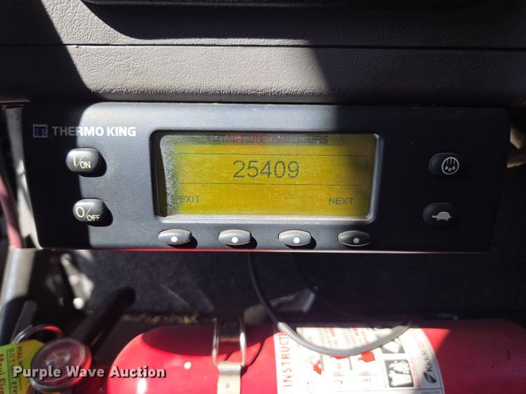 image for item EI4169 2016 Freightliner Business Class M2 106 refrigerated truck