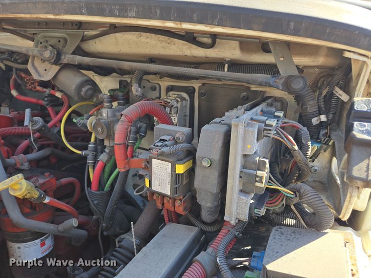 image for item EI4169 2016 Freightliner Business Class M2 106 refrigerated truck