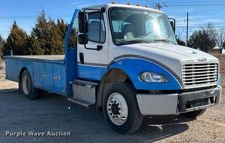 image for item EK0364 2014 Freightliner M2 flatbed truck