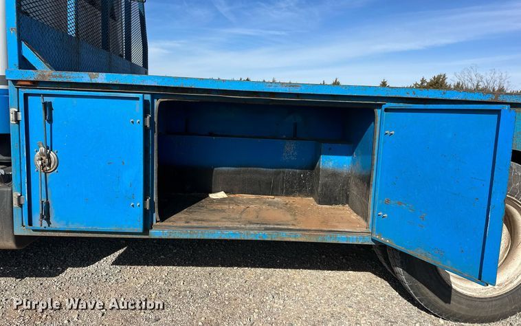 image for item EK0364 2014 Freightliner M2 flatbed truck