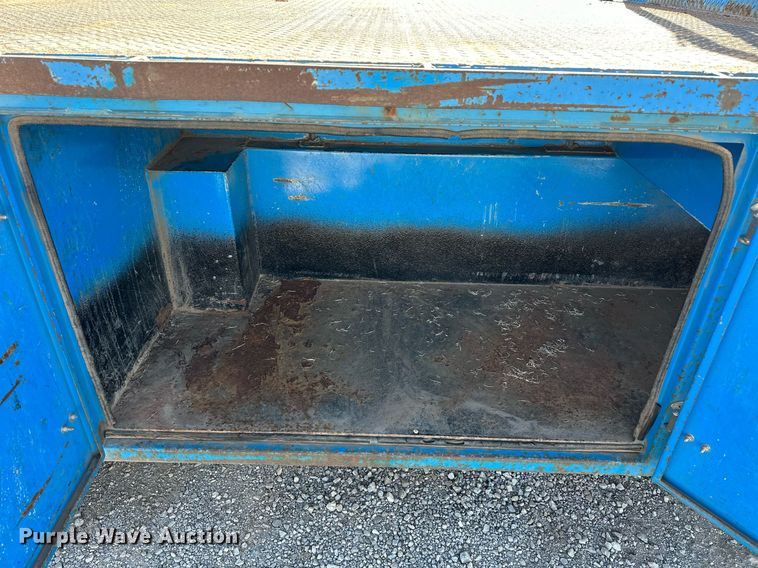 image for item EK0364 2014 Freightliner M2 flatbed truck