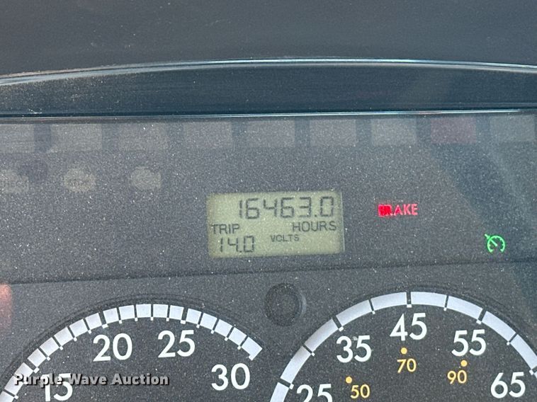 image for item EK0364 2014 Freightliner M2 flatbed truck