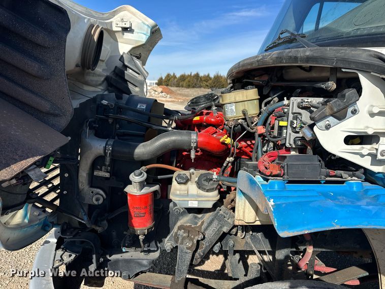 image for item EK0364 2014 Freightliner M2 flatbed truck