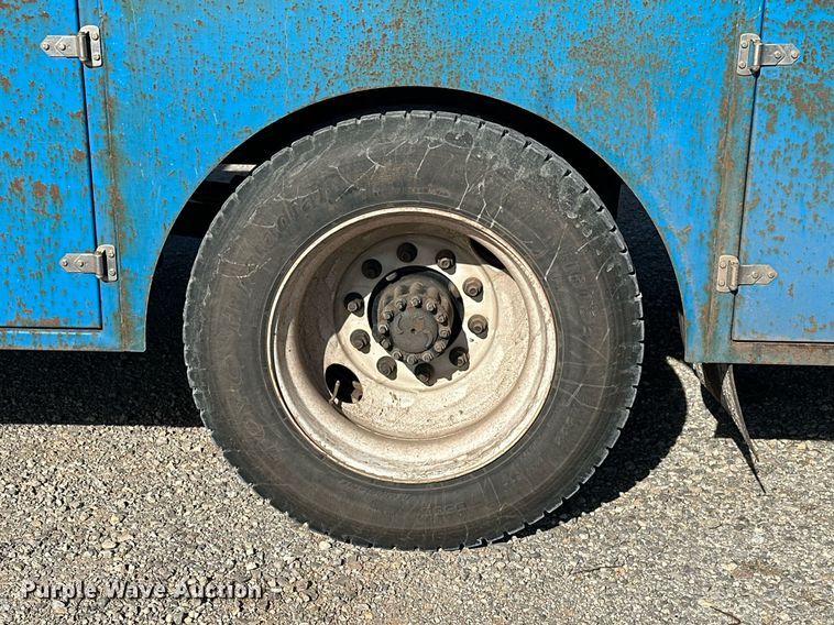 image for item EK0364 2014 Freightliner M2 flatbed truck