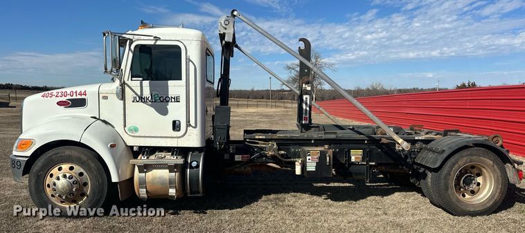 image for item EK0393 2019 Peterbilt 337 rollback truck