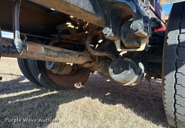 image for item EK0393 2019 Peterbilt 337 rollback truck