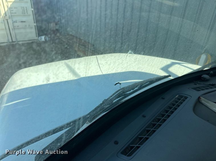 image for item EK0393 2019 Peterbilt 337 rollback truck