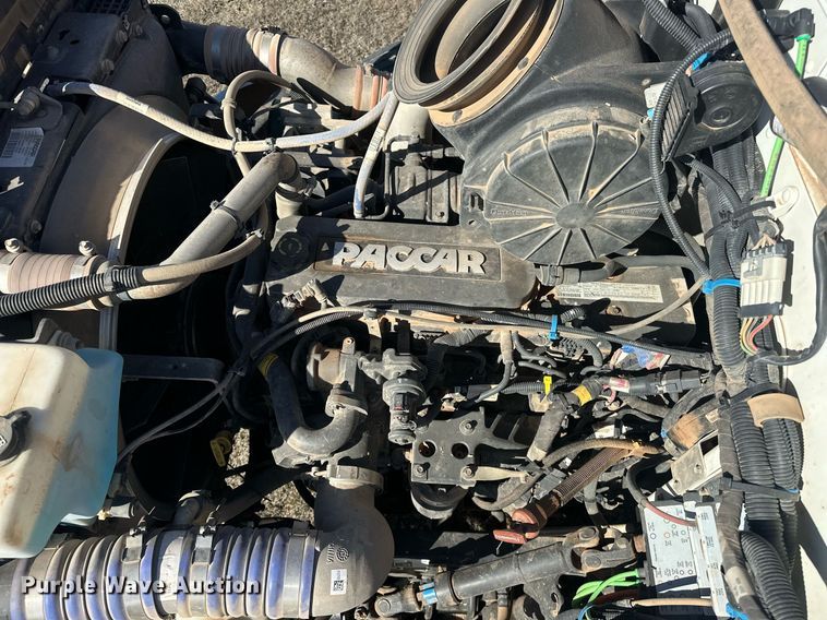 image for item EK0393 2019 Peterbilt 337 rollback truck