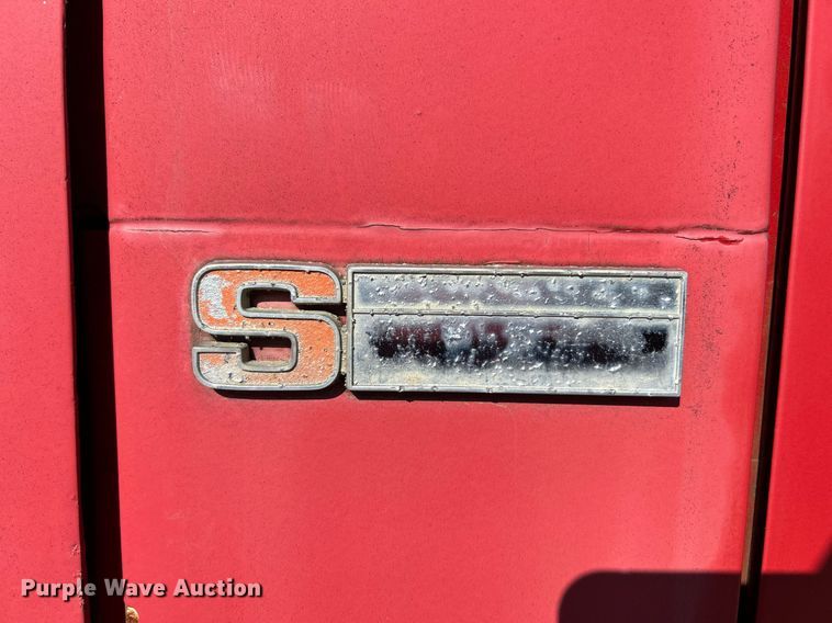 image for item EK2650 1981 International F1954 rollback truck