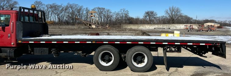 image for item EK2650 1981 International F1954 rollback truck