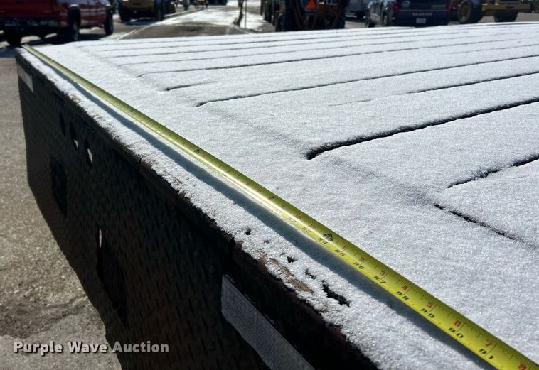 image for item EK2650 1981 International F1954 rollback truck