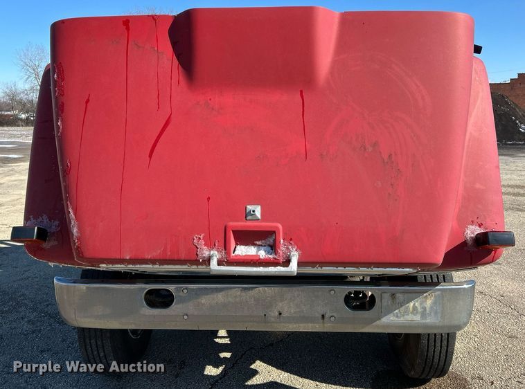 image for item EK2650 1981 International F1954 rollback truck