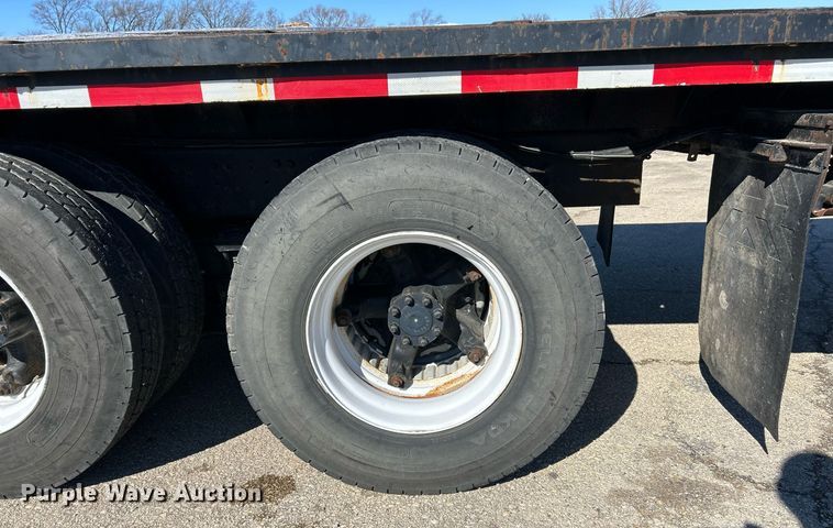 image for item EK2650 1981 International F1954 rollback truck