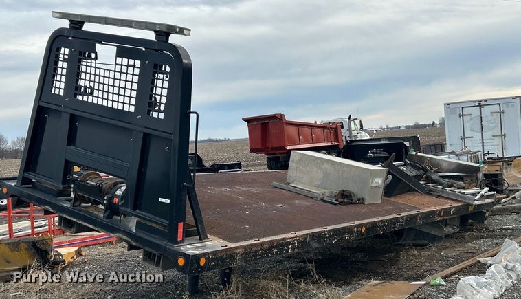 image for item EK2690 Miller Industries  Century rollback bed