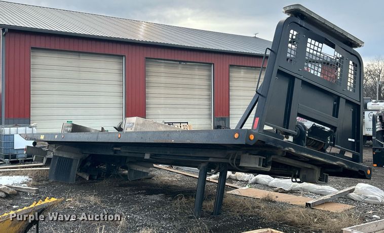 image for item EK2690 Miller Industries  Century rollback bed