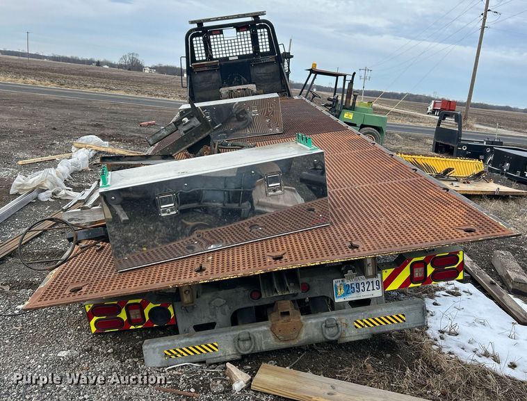 image for item EK2690 Miller Industries  Century rollback bed