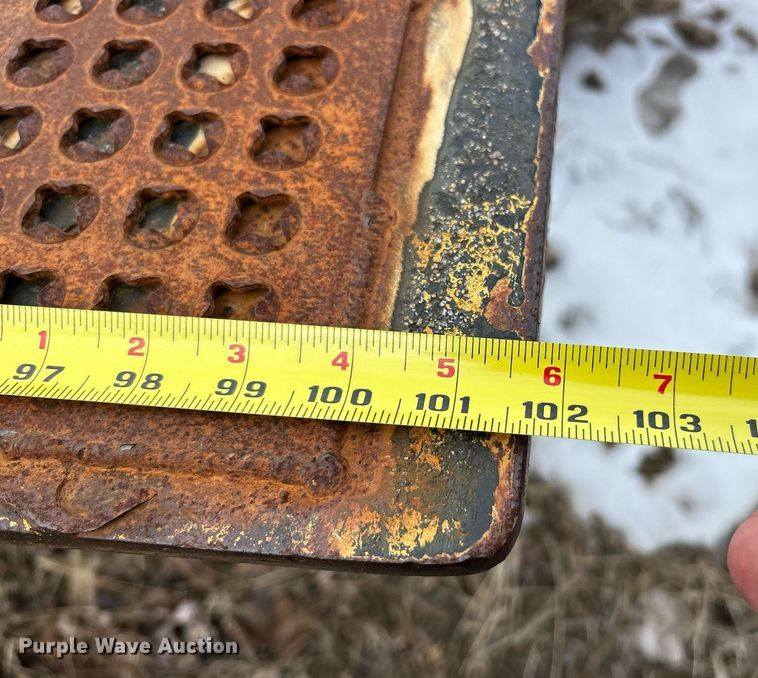 image for item EK2690 Miller Industries  Century rollback bed