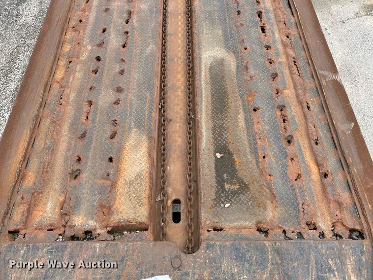 image for item EK2699 2007 Landoll 340 roll-off container trailer