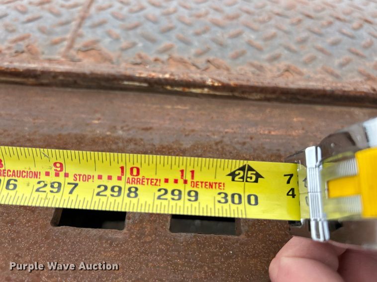 image for item EK2699 2007 Landoll 340 roll-off container trailer