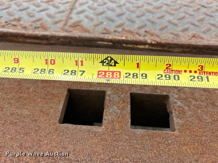 image for item EK2699 2007 Landoll 340 roll-off container trailer