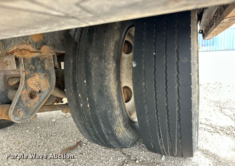 image for item EK2699 2007 Landoll 340 roll-off container trailer