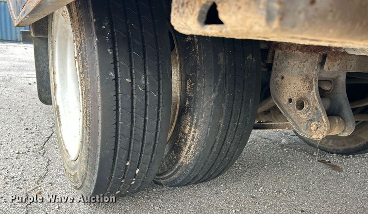 image for item EK2699 2007 Landoll 340 roll-off container trailer