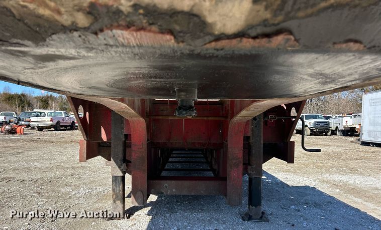 image for item EK2705 1982 Transcraft DTL-23-45 drop deck equipment trailer