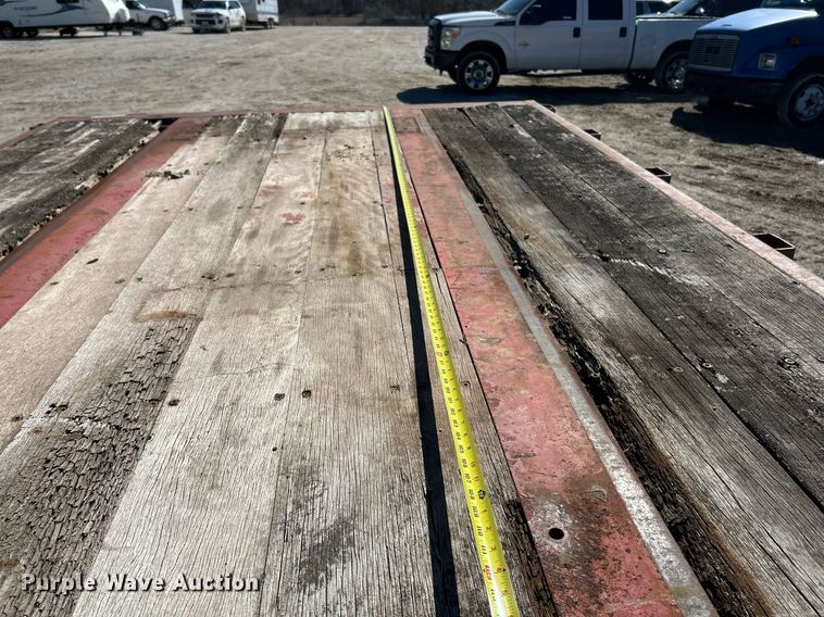 image for item EK2705 1982 Transcraft DTL-23-45 drop deck equipment trailer