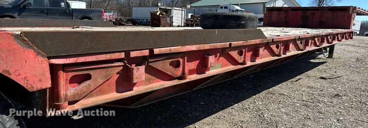 image for item EK2705 1982 Transcraft DTL-23-45 drop deck equipment trailer