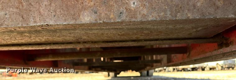 image for item EK2705 1982 Transcraft DTL-23-45 drop deck equipment trailer