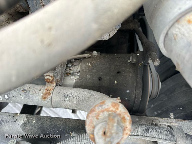 image for item EN5119 1993 International 8200  tow truck