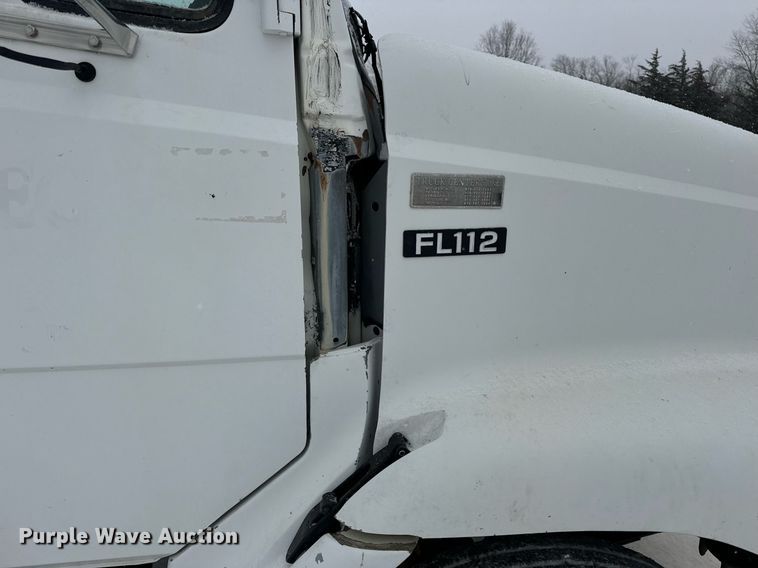 image for item EN5121 1998 Freightliner FL112 semi truck