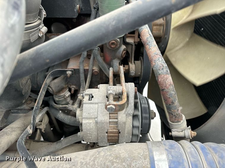 image for item EN5121 1998 Freightliner FL112 semi truck