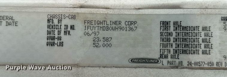image for item EN5121 1998 Freightliner FL112 semi truck