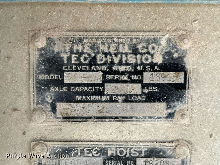 image for item EN5137 1968 Heil 4SF-SW end dump trailer