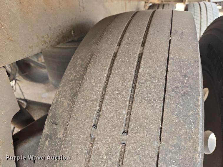 image for item EO0605 2006 Great Dane 7811 TZ-1A refrigerated van trailer