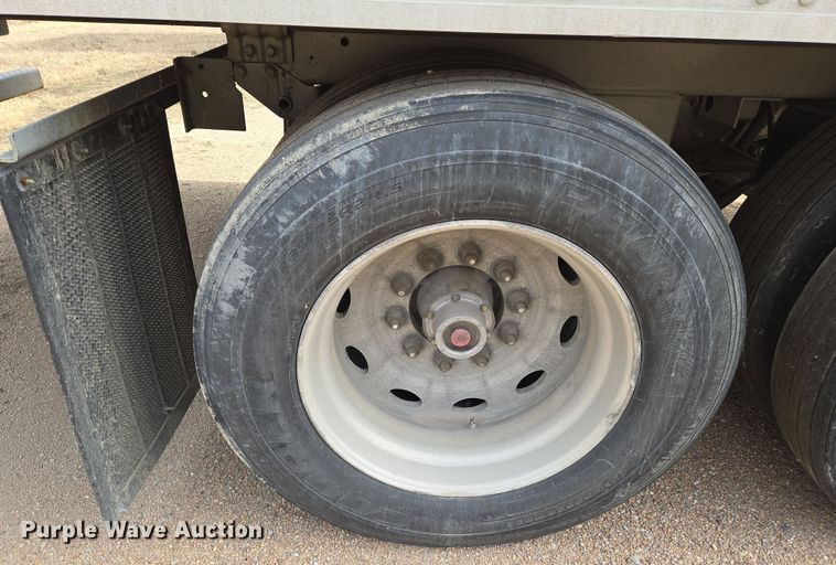 image for item EO0606 2007 Great Dane 7811 TZ-1AP refrigerated van trailer