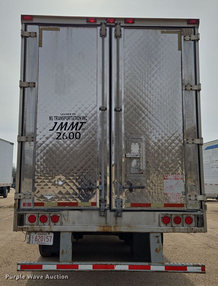 image for item EO0608 2007 Wabash refrigerated van trailer