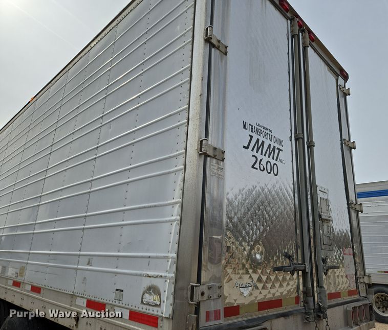 image for item EO0608 2007 Wabash refrigerated van trailer