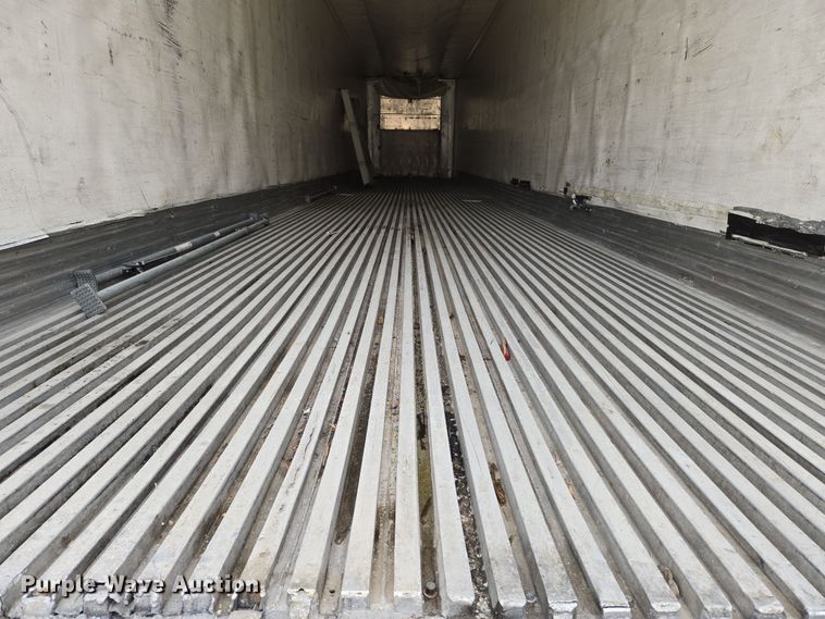 image for item EO0608 2007 Wabash refrigerated van trailer