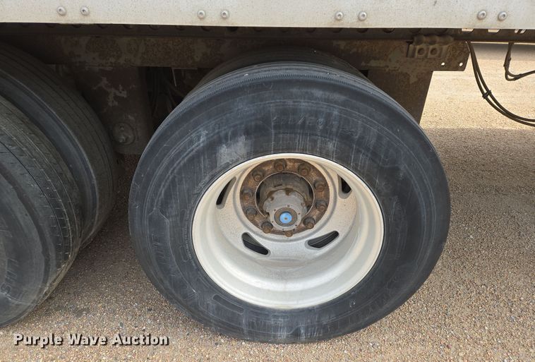 image for item EO0608 2007 Wabash refrigerated van trailer