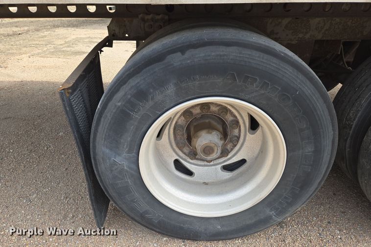 image for item EO0608 2007 Wabash refrigerated van trailer