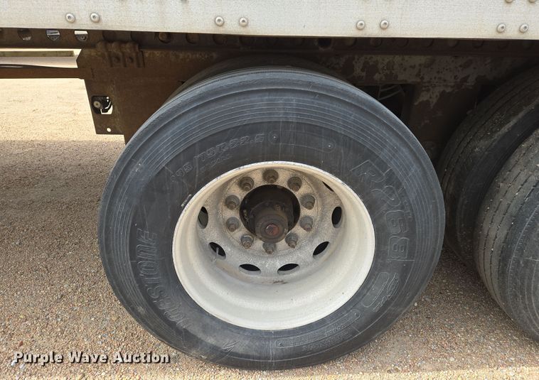 image for item EO0608 2007 Wabash refrigerated van trailer