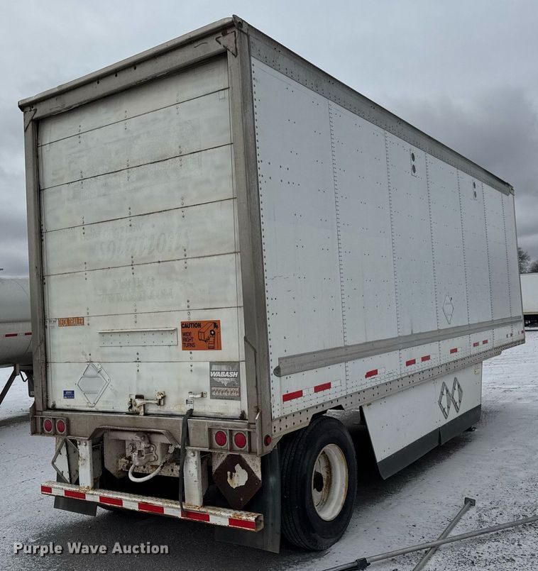 image for item EQ1030 2007 Wabash dry van trailer