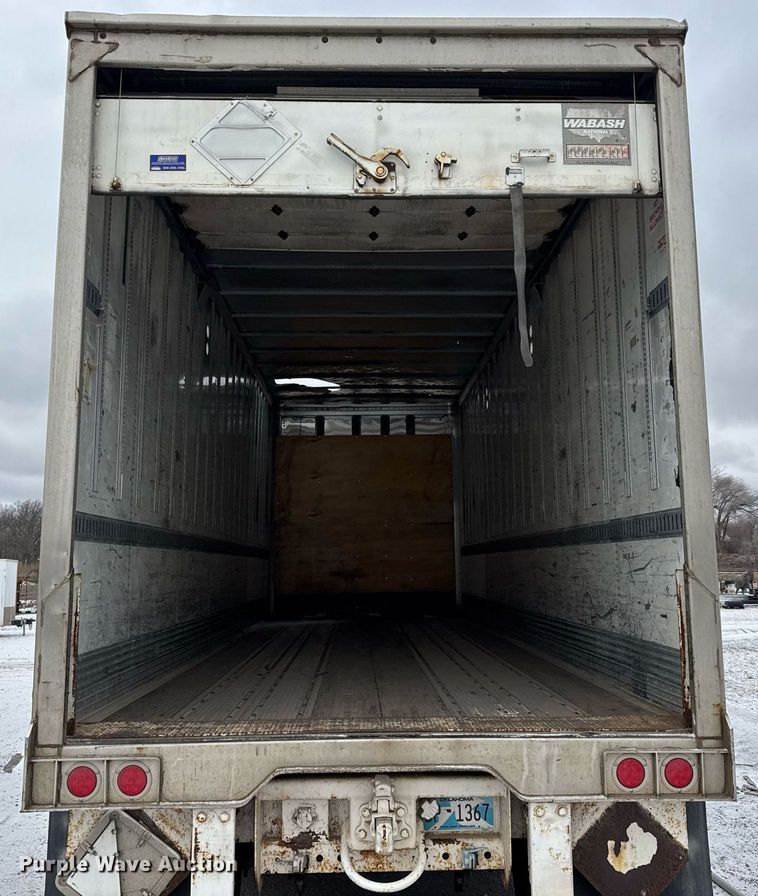 image for item EQ1030 2007 Wabash dry van trailer