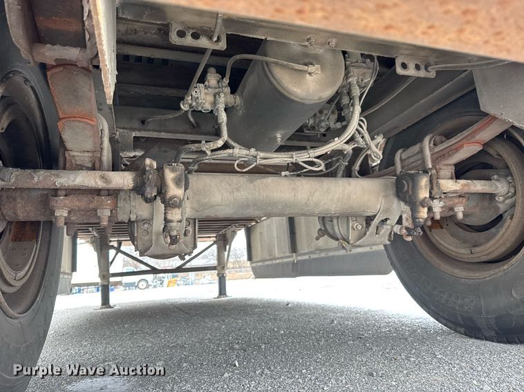 image for item EQ1030 2007 Wabash dry van trailer