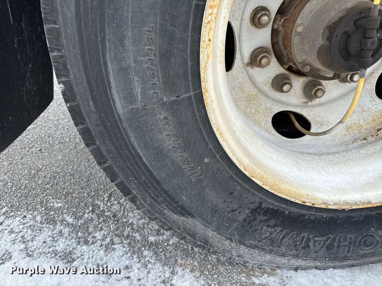 image for item EQ1030 2007 Wabash dry van trailer