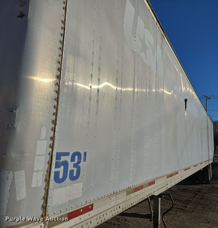 image for item EQ6721 1999 Trail Mobile  dry van trailer