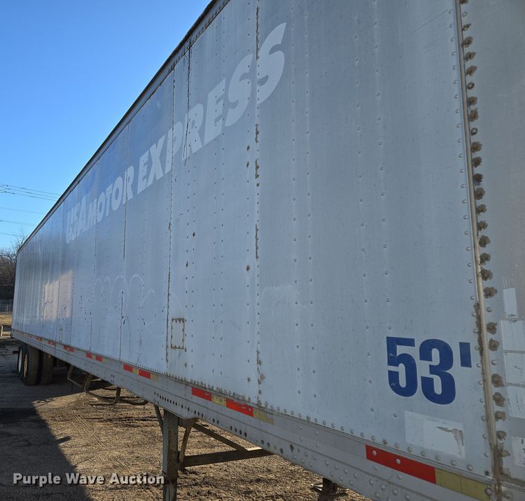 image for item EQ6721 1999 Trail Mobile  dry van trailer