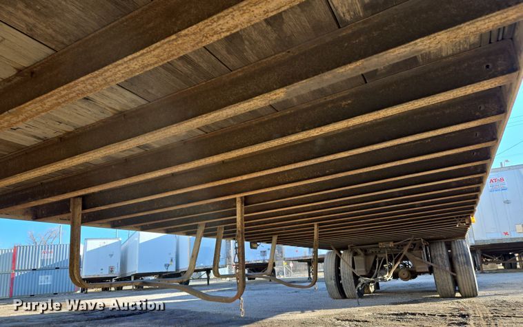 image for item EQ6721 1999 Trail Mobile  dry van trailer